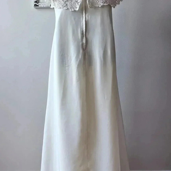 Miss Elliette Vintage Chiffon Lace Ivory Wedding Dress - Picture 7 of 14